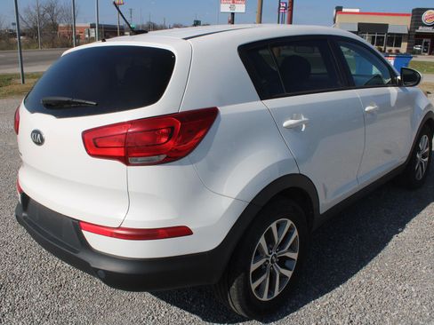 Used 2016 Kia Sportage LX image 7