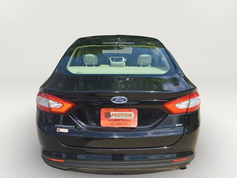 Used 2016 Ford Fusion SE FWD image 7