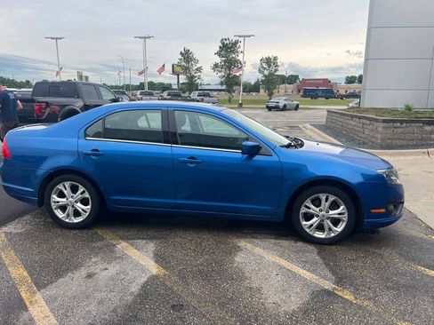 Used 2012 Ford Fusion SE FWD image 3