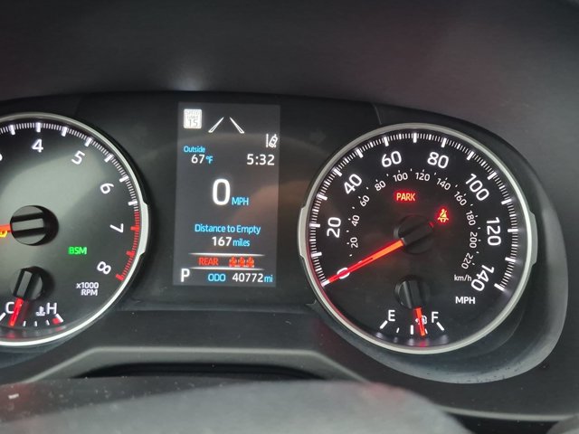 Certified 2022 Toyota RAV4 LE FWD image 10