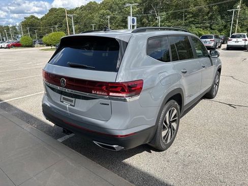 New 2026 Volkswagen Atlas SE image 7