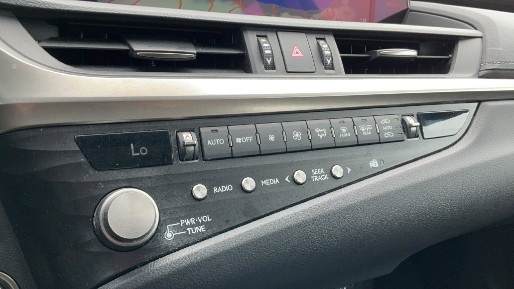 Used 2021 Lexus ES 350 w/ Premium Package FWD image 16