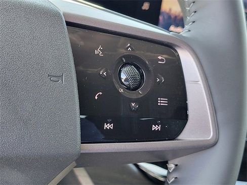 New 2025 Nissan Murano SV image 36