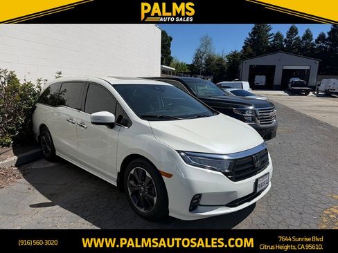 Used 2022 Honda Odyssey Elite image 1