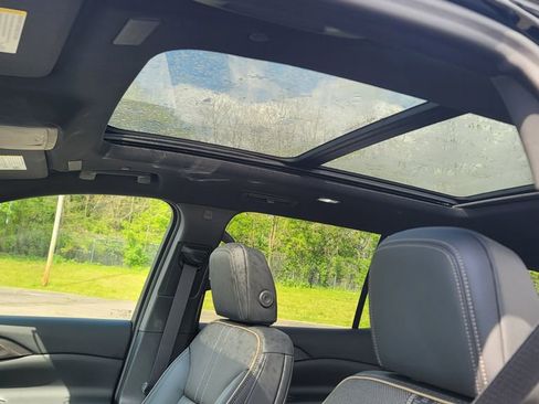 New 2026 Chevrolet Traverse High Country w/ LPO, Floor Liner Package FWD image 26