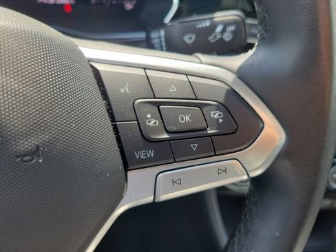 Used 2023 Volkswagen Jetta SE w/ Panoramic Sunroof Package FWD image 23