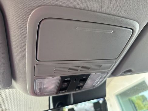 Used 2021 Honda Pilot Special Edition image 48