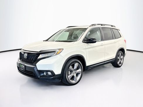 Used 2019 Honda Passport Touring image 3