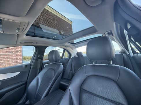 Used 2015 Mercedes-Benz C 300 Sedan image 12
