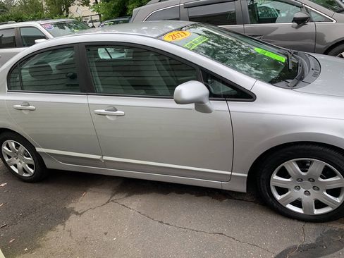 Used 2011 Honda Civic LX image 8
