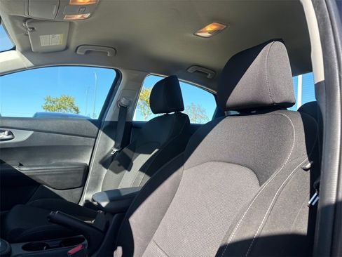 Used 2021 Kia Forte Sedan image 13