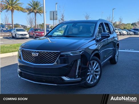 Used 2020 Cadillac XT6 Premium Luxury image 1