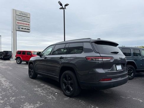Used 2023 Jeep Grand Cherokee L Laredo AWD/4WD image 5