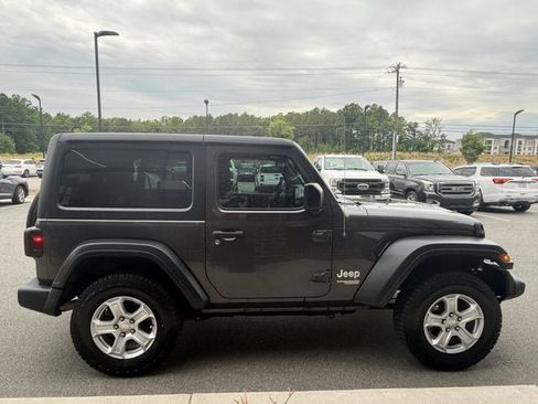 Used 2020 Jeep Wrangler Sport AWD/4WD image 7