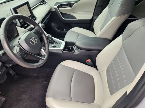 Used 2024 Toyota RAV4 XLE Premium AWD/4WD image 13