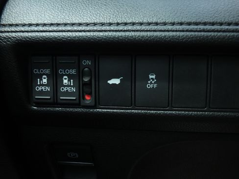 Used 2025 Honda Odyssey Sport-L image 23