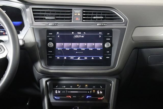 Used 2023 Volkswagen Tiguan SE FWD image 29