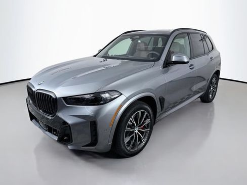 New 2026 BMW X5 xDrive40i w/ M Sport Package AWD/4WD image 3