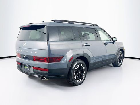 Used 2025 Hyundai Santa Fe SEL FWD image 9