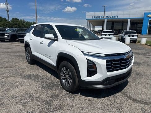 New 2026 Chevrolet Equinox LT w/ Convenience Package II image 1