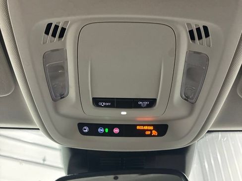 Used 2024 Buick Envision Preferred AWD/4WD image 28