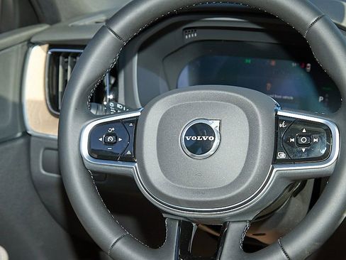 New 2026 Volvo XC60 T8 Plus w/ Protection Package Premier image 23