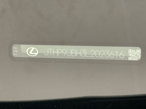 Used 2020 Lexus UX 250h w/ Premium Package image 21