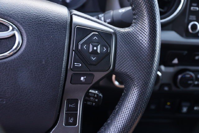 Used 2021 Toyota Tacoma TRD Pro AWD/4WD image 13