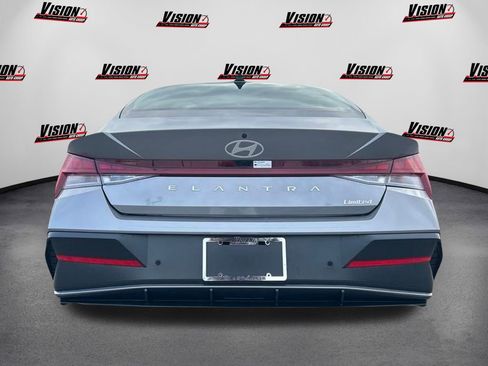 New 2024 Hyundai Elantra Limited image 6