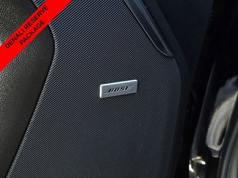 Used 2023 GMC Yukon Denali w/ Denali Reserve Package image 14