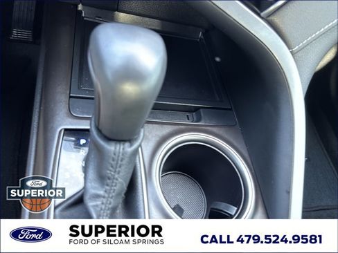 Used 2024 Toyota Camry SE FWD image 31