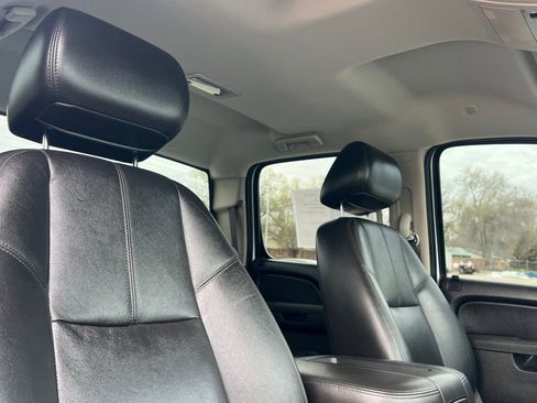 Used 2011 Chevrolet Silverado 3500 LTZ w/ LTZ Plus Package image 13