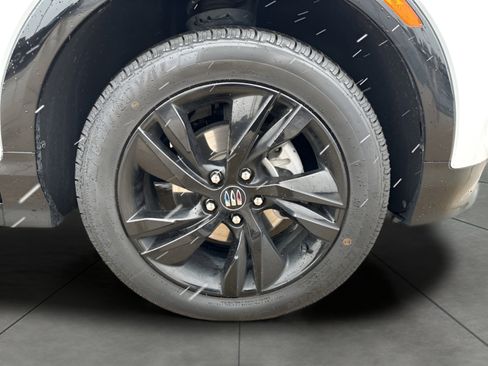Certified 2024 Buick Encore GX Sport Touring image 9