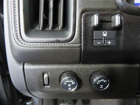Used 2019 GMC Canyon Denali AWD/4WD image 18
