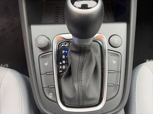 Used 2023 Hyundai Kona SEL w/ Convenience Package image 14