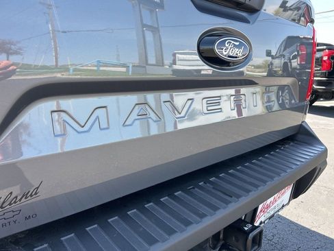 Used 2025 Ford Maverick XLT w/ Equipment Group 302A AWD/4WD image 13