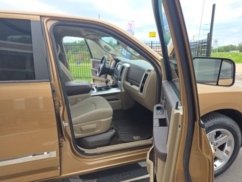 Used 2012 RAM 1500 Big Horn w/ Luxury Group RWD image 19