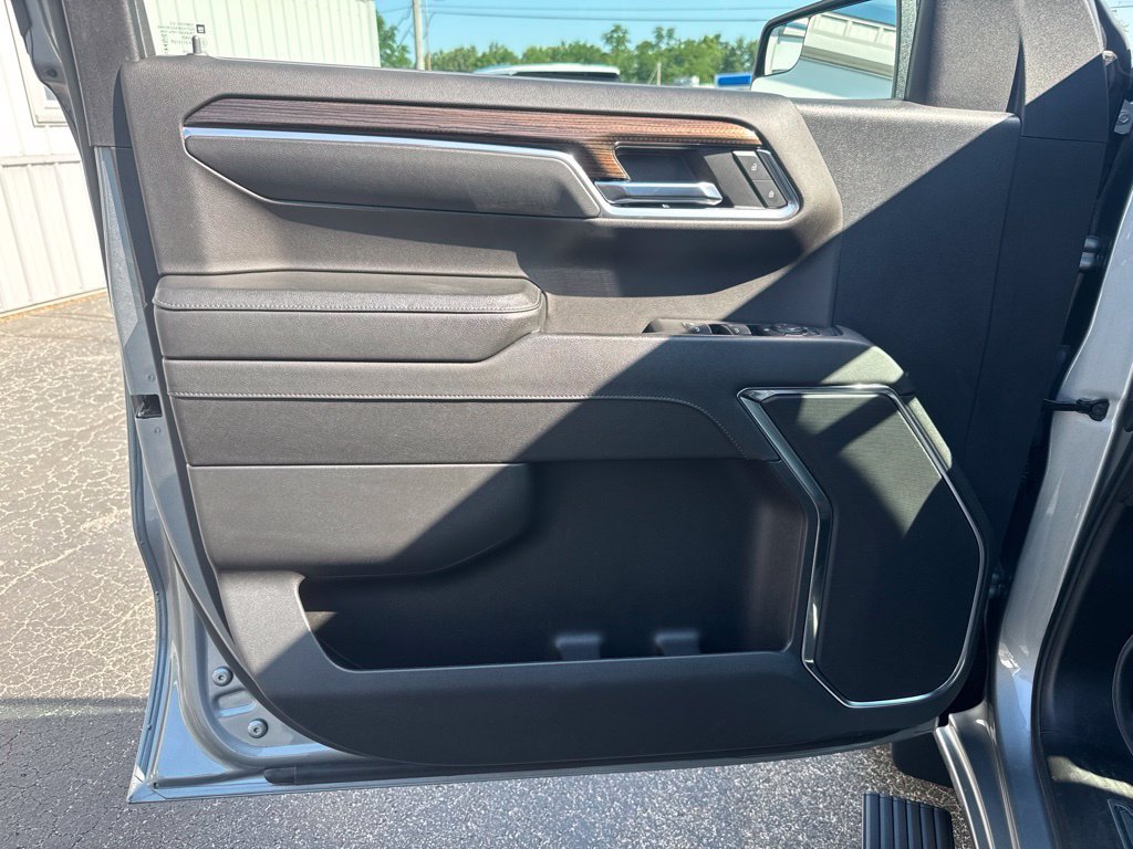 Used 2024 Chevrolet Silverado 1500 RST w/ Protection Package AWD/4WD image 14