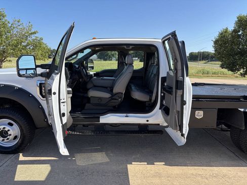 Used 2018 Ford F350 XL w/ Power Equipment Group AWD/4WD image 9