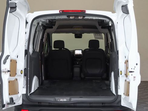 Used 2023 Ford Transit Connect XLT FWD image 9