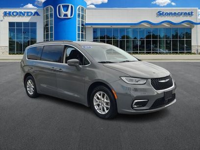 Used 2022 Chrysler Pacifica Touring-L