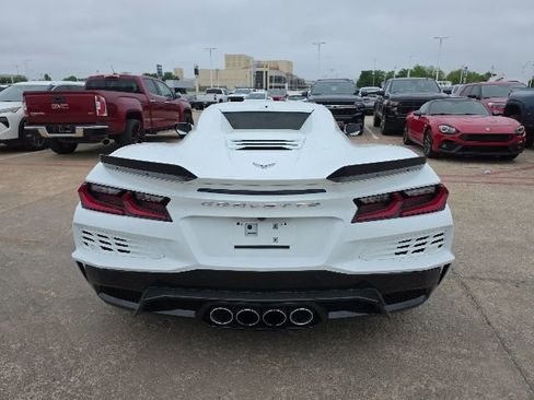 Used 2024 Chevrolet Corvette Z06 w/ Chrome Exterior Badge Package RWD image 4