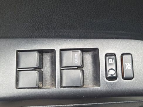 Used 2016 Toyota RAV4 XLE image 21