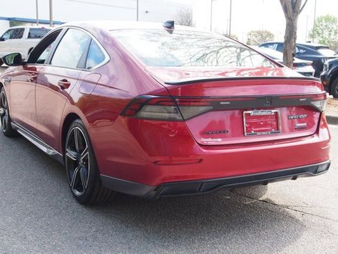 Used 2023 Honda Accord Sport image 5