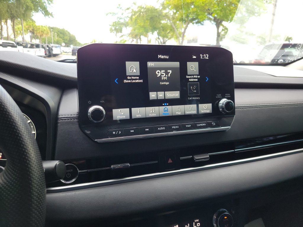 Used 2024 Mitsubishi Outlander 4WD Plug-In Hybrid image 21