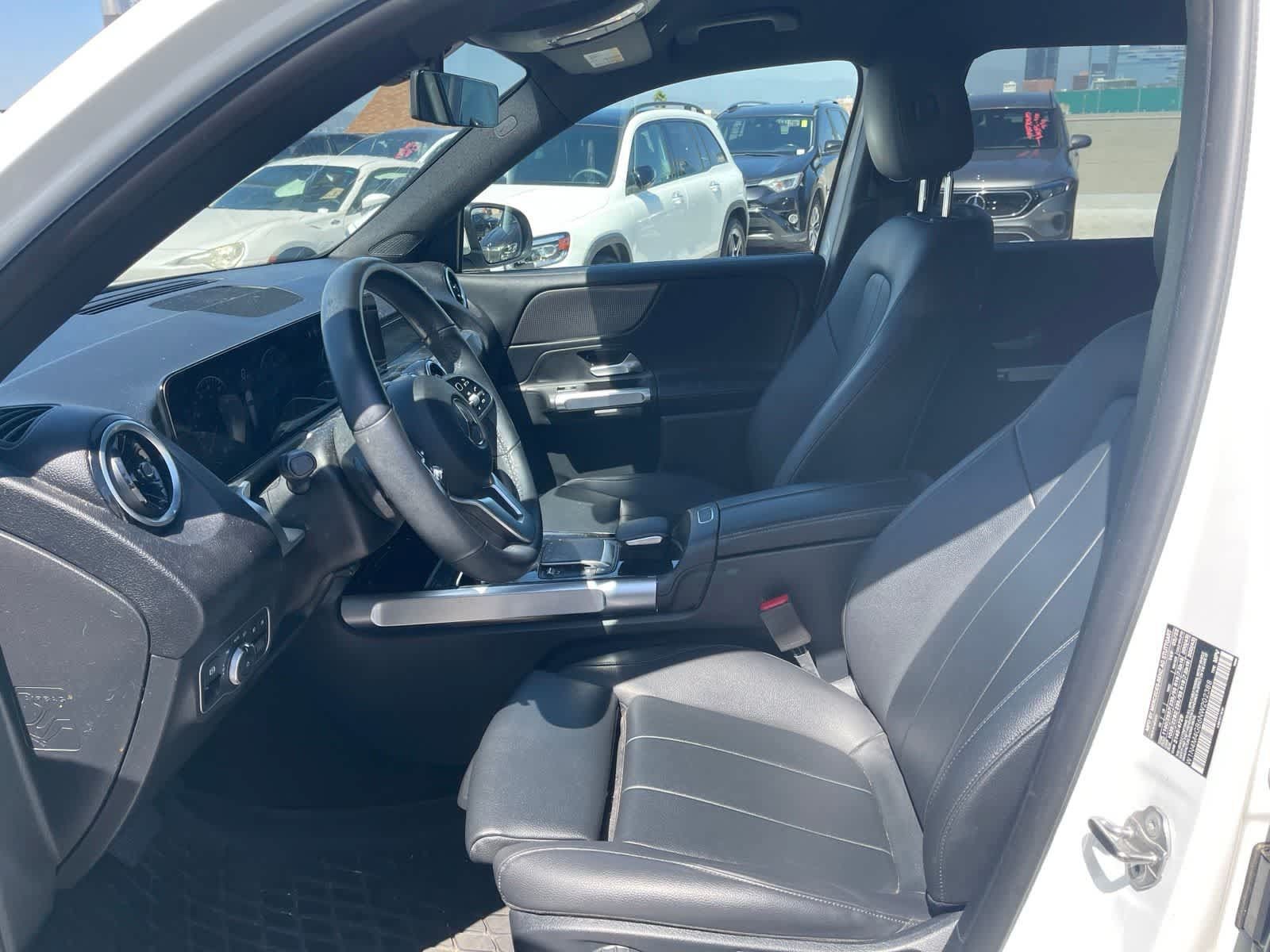 Used 2022 Mercedes-Benz GLB 250 image 6