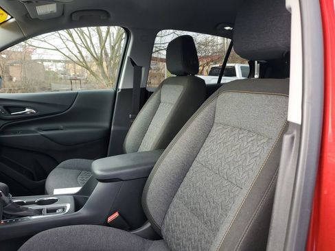 Used 2024 Chevrolet Equinox LT image 15