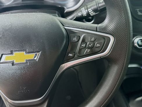 Used 2022 Chevrolet Malibu LT image 25