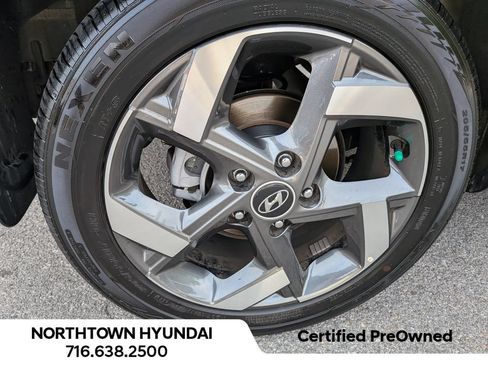 Used 2026 Hyundai Venue SEL FWD image 42