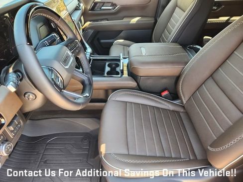 New 2026 GMC Yukon XL Denali Ultimate w/ LPO, Floor Liner Package AWD/4WD image 9